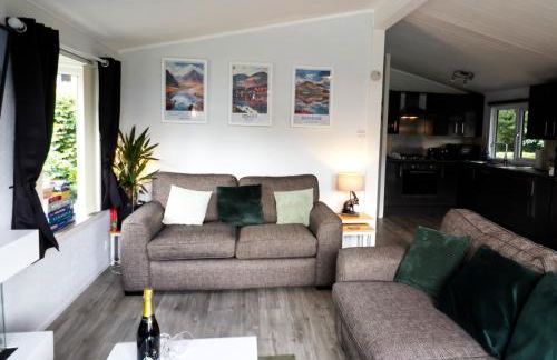 Lodge by the Lake - Lake District - Hot Tub - Foto 5