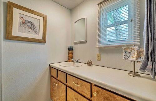 Cabin with Fire Pit, Walk to Steinhatchee River! - Foto 20