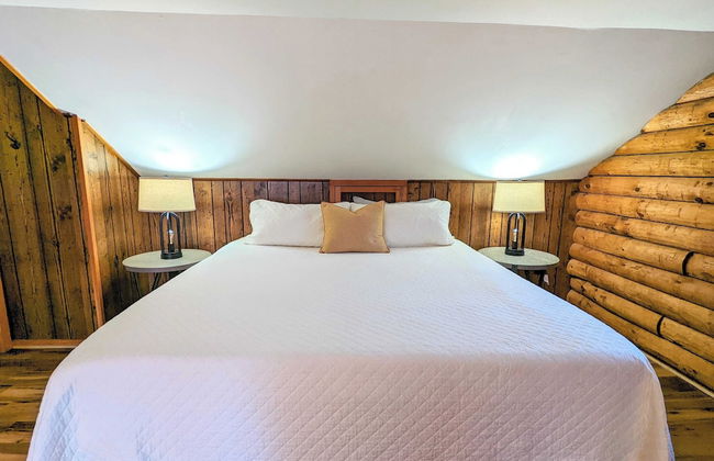 Hickory Cabin by Avantstay Firepit, Hot Tub, Game Room, Great Location - Foto 17