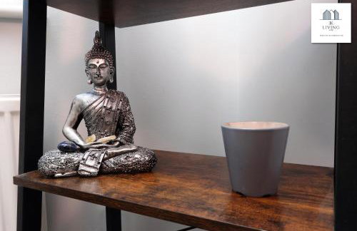 Spacious 3 Bed Home In The Heart Of Bridgend - By EKLIVING LUXE Short Lets & Serviced Accommodation - Foto 39