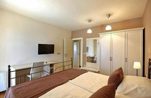 Einzigartige Villa mit Salzwasserpool, Panoramablick, Bikes, Trampolin, Tischtennis - Foto 17