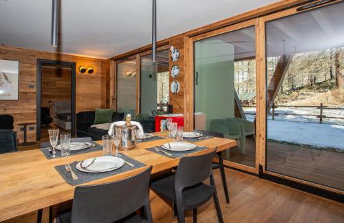 FLORA ALPINA EXPERIENCE - "Ski-to-Door" Brand New Chalet Apartments with Indoor Garage and Mountain View - Foto 8