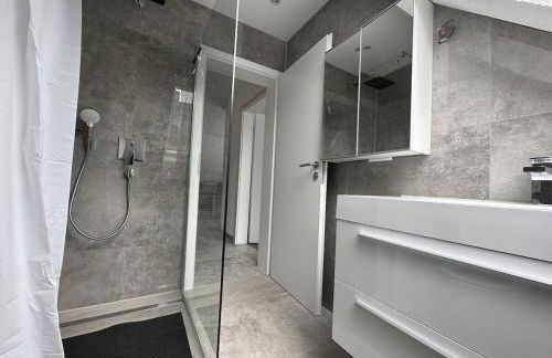 New construction attic apartment top amenities - Foto 3