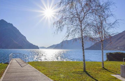 Amazing Home In Solto Collina Bg - Photo 49