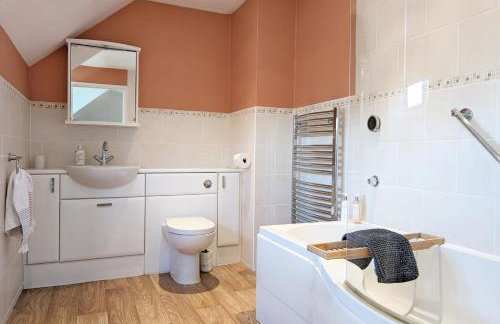 One Elms Way - Sleeps 8 - West Wittering - Foto 45