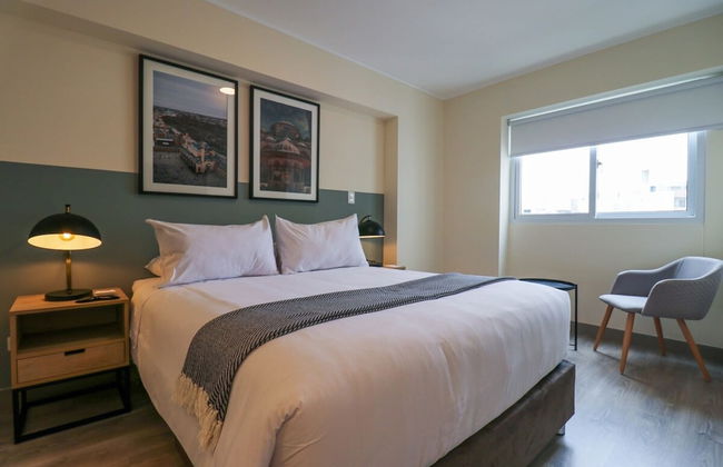 w Minimalist 2BR in Miraflores - Photo 26