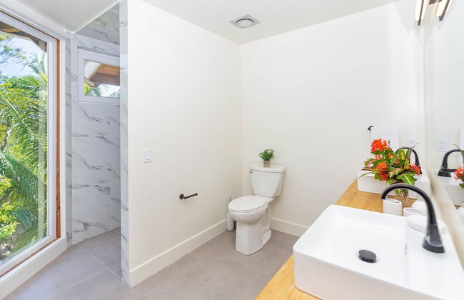 Awesome Over The Water Overlooking West End - Aire Agua 3 Bedroom Home by RedAwning - Photo 25