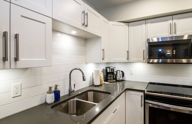 Magog Condo by Revelstoke Vacations - Photo 9