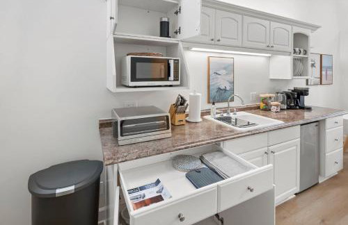 Miramar Penthouse Coastal Elegance in the Heart of Half Moon Bay - Foto 19