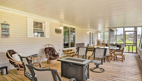 Waterfront Georgetown Home with Dock and Large Porch! - Foto 1