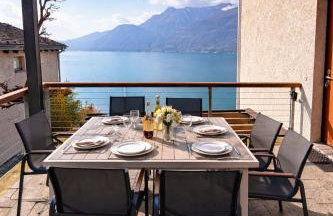 Spectacular views and modern living on Lake Como - Photo 2