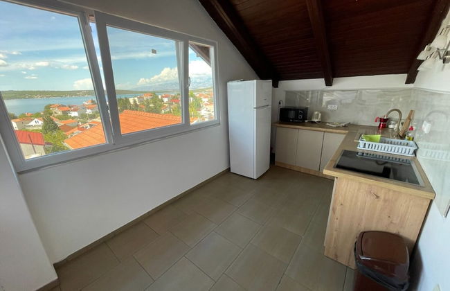 Jenny - 300m to the Beach - A1 - Photo 5