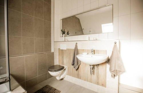 bonquartier - HOUSE 5BR - GARDEN - FOREST - TOP ROAD CONNECTION - Foto 29