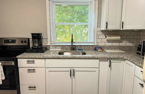 NEW - Mins to Manchester - Nashua - 1st Floor - - Foto 13