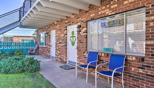 Steps to Sand, Pool Access Cozy Panama City Condo - Foto 2