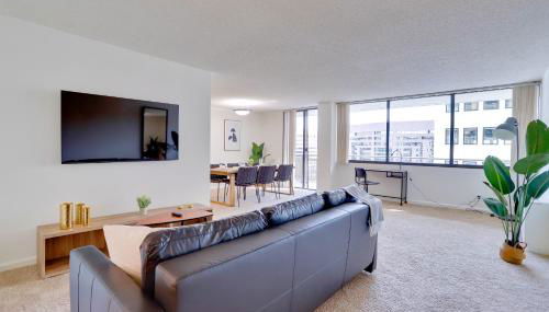 A Few Steps From Airport - Stylish Apt - Photo 4