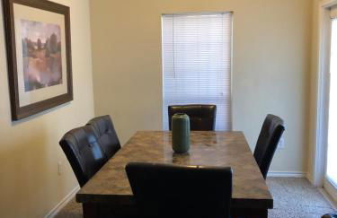 The Reside Fully Furnished Condos - Medical Stays Welcome - Foto 15