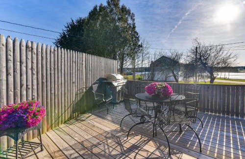 Oceanside Bass Harbor Home with Peaceful Deck! - Foto 2