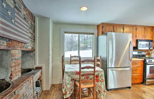 Historic Bradford Home - 8 Mi to Mount Sunapee! - Foto 12