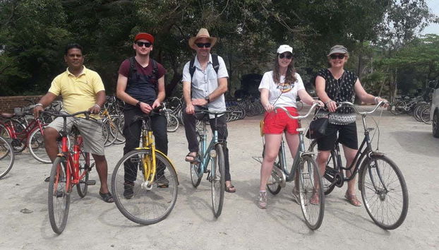 Ready to explore Polonnaruwa by bike