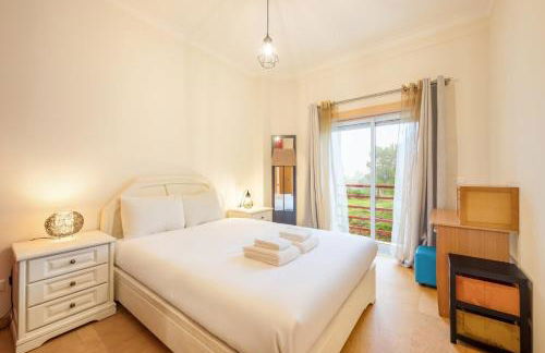 GuestReady - Cosy Retreat in Charneca de Caparica - Foto 3