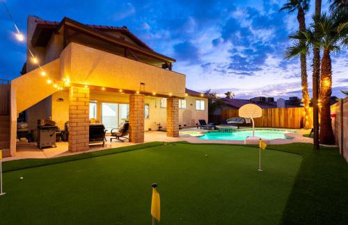 Strip-side Villa Pool, Mini Golf, Casino games - Foto 47
