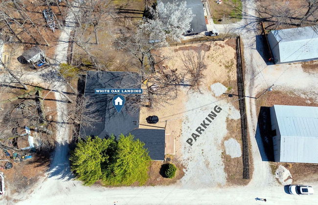 White Oak Landing Spacious 6 BDR w/ Boat Slip! - Photo 39