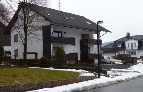 Apartment mit privatem Balkon by Interhome - Photo 4