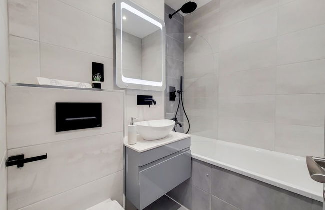 Captivating 2-bed Apartment in North London - Foto 8