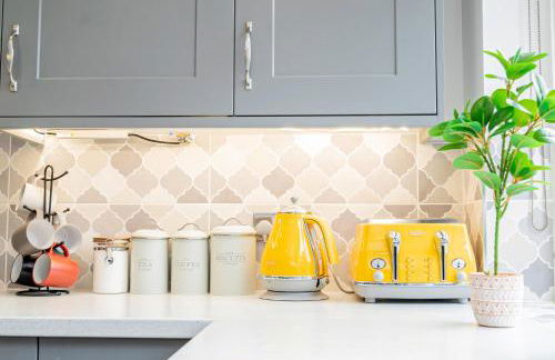 Stunning Place, close to Windsor & Heathrow & Private Parking - Foto 14