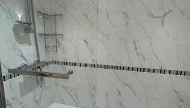 2 bedroom, Parking, Hounslow St - Foto 2