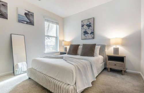 Landing Stylish 2BD Gym Clubhouse - Photo 20