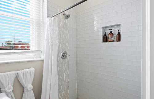 Historic 3-BR Downtown Bourbon Getaway - Foto 45