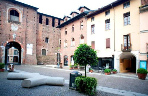 Sotto i merli - Foto 24