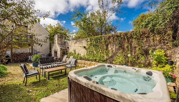 Luxurious Historic 5BR Fredericksburg inn w spa - Foto 3, Habitación