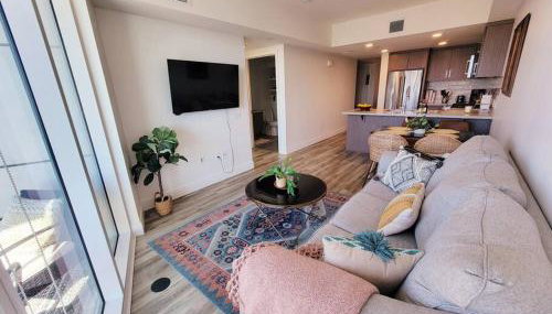 Bayviews Lux One-bedroom Apartment 1min to Petco Park Convention Center Gaslamp Pool, Hot Tub - Foto 2