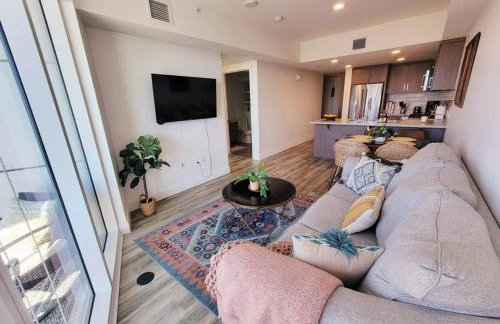 Bayviews Lux One-bedroom Apartment 1min to Petco Park Convention Center Gaslamp Pool, Hot Tub - Foto 2