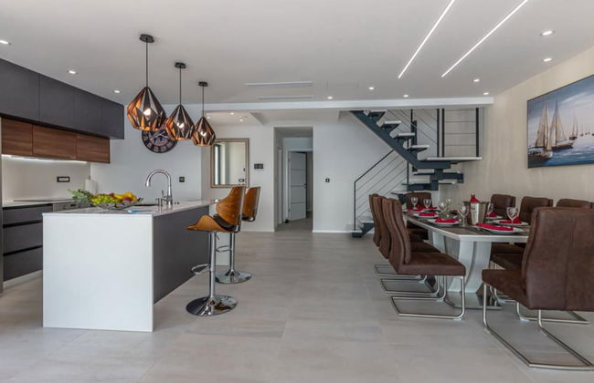 Lorena Stylish Sea View Villa - Foto 15