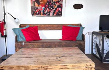 Casa Poesía de El Hierro - Poetry House of El Hierro, situated in the center of El Pinar - Foto 36