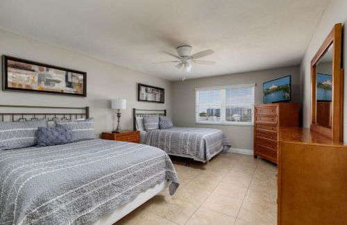 Beachfront Great Views King Bed Heated Pool Balcony - 301 - Foto 19
