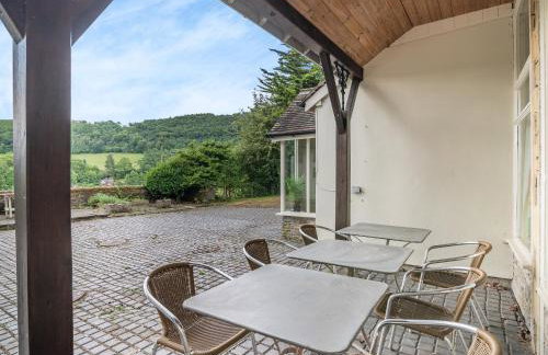 Court Cottage - Photo 23