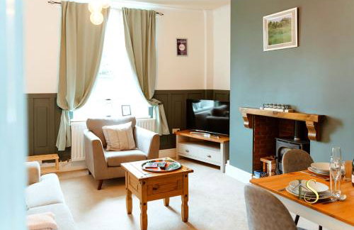 *Luke Stays Oswald Terrace* - Foto 30