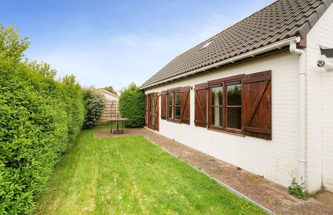 Nice Holiday Home by the sea - Photo 22