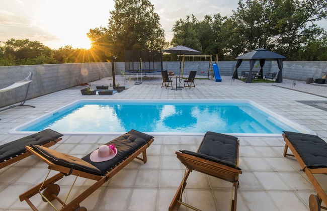 Beautiful Villa With Private Swimming Pool - Foto 27