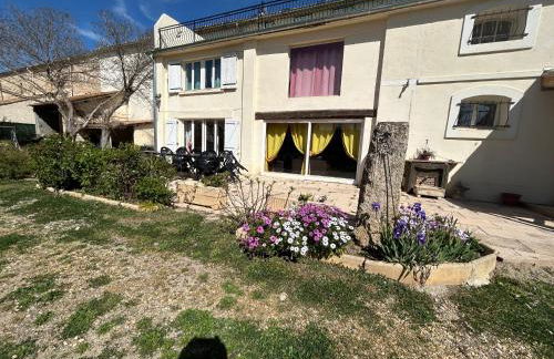 VILLA AU CALME AVEC PISCINE - Foto 3