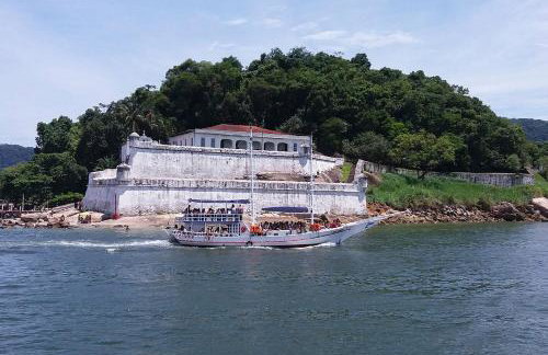 Apartamento em Santos no Gonzaga em frente a praia - Foto 48