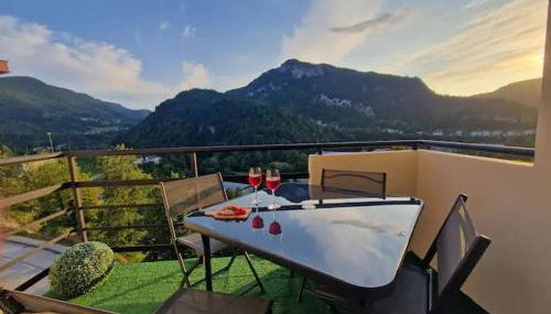 Appartement lumineux avec vue sur les montagnes. - Foto 1
