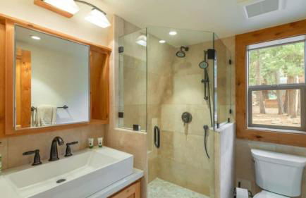 Henderson by Avantstay Lake View! Walk to Beach, Garwoods & More! - Foto 20