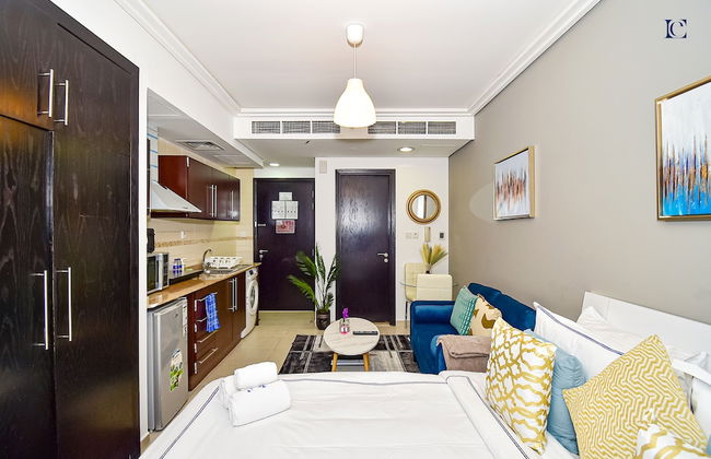 LZZ - Furnished Studio with Balcony - Foto 10