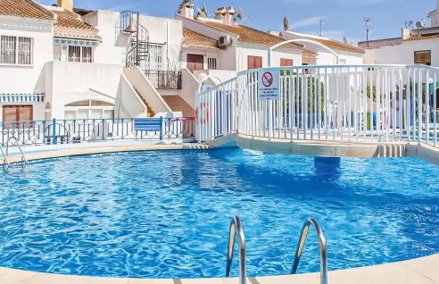 Awesome Apartment In Torrevieja - Foto 5